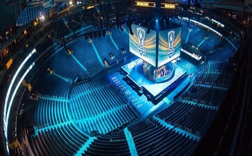 开元集团健身房瘦腹部的器材是什么